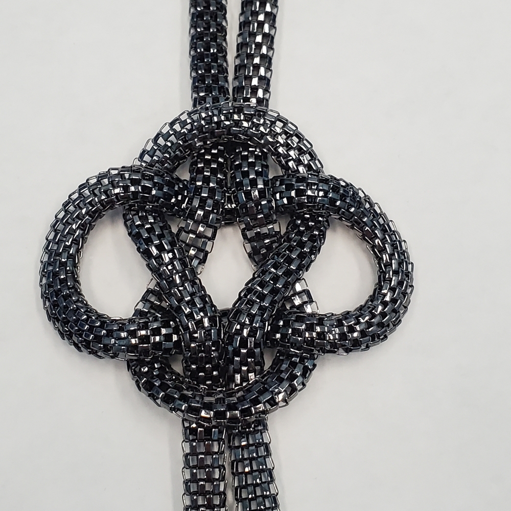 Vintage Mesh Metal Chain Mail Knot Necklace - Picture 1 of 6